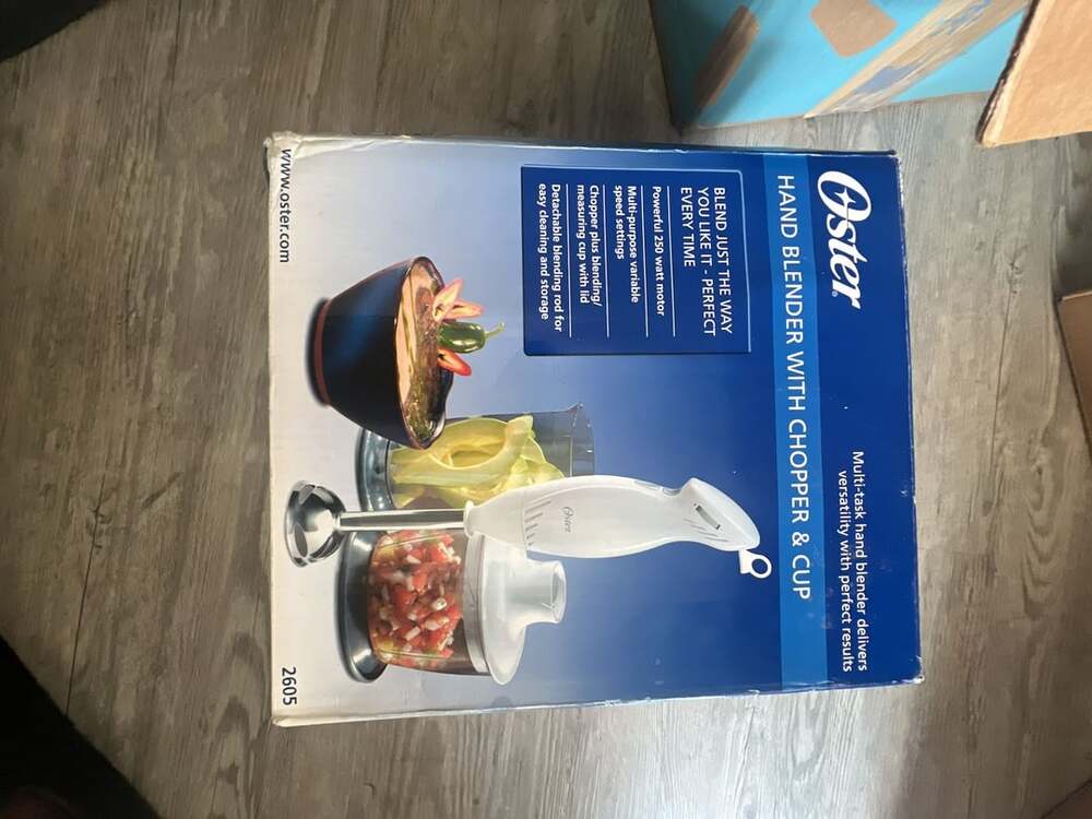 Oster Hand Blender with Chopper and Cup Model 2605